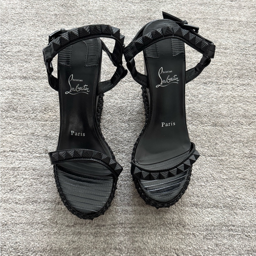 Black Wedge Heels